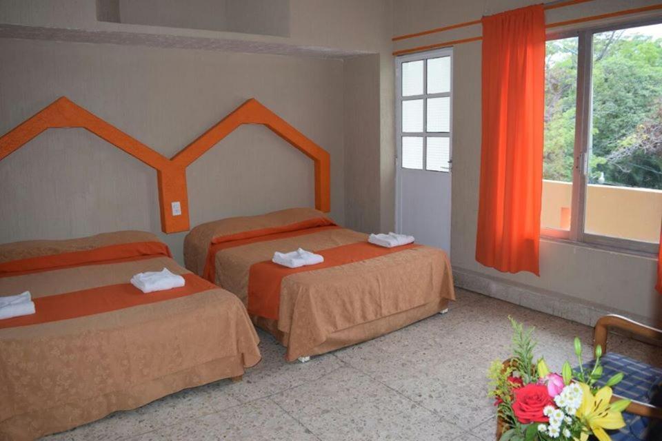 Hotel Lupita Acapulco Exteriör bild